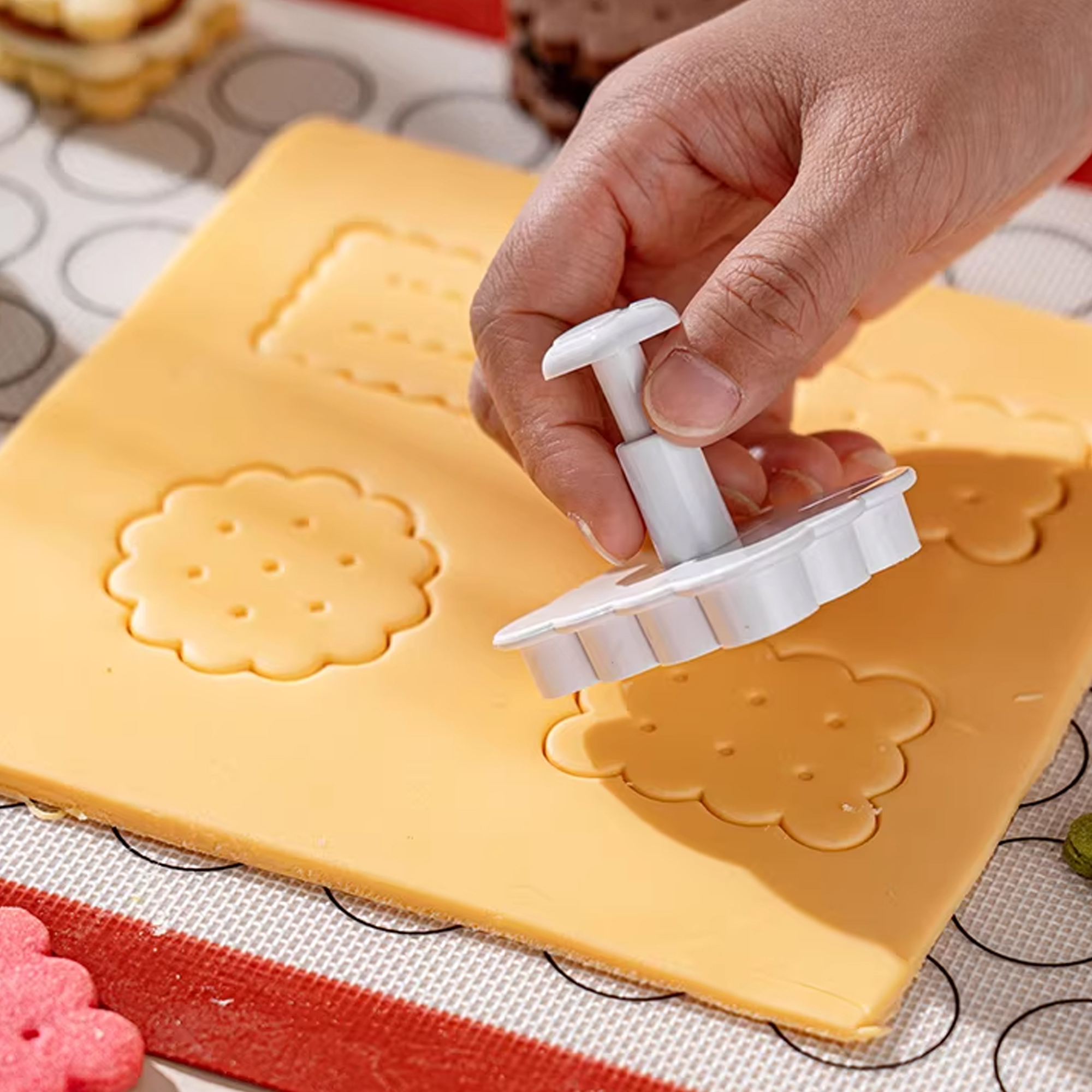 Artbest-Cookie molds,Cookie Stamps Waffle Pattern Cookie Mold Biscuit Cutter Set 3D Classic Cookie Cutter with Plunger Stamp.